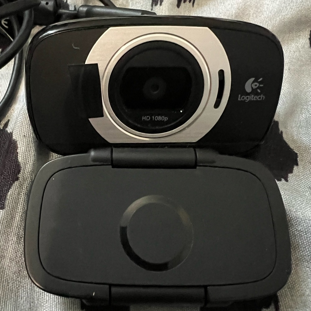 Logitech 1080p Silver and Black Webcam